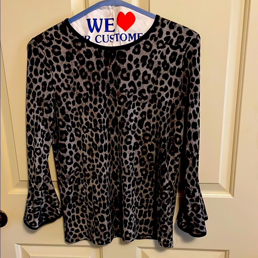 Michael Kors blouse in black and gray animal print ￼